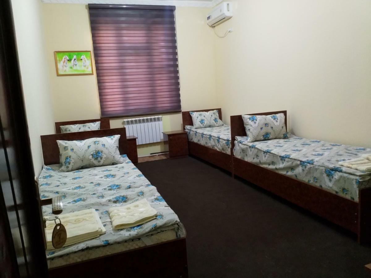 Hostel Mukarram Bukhara Eksteriør billede