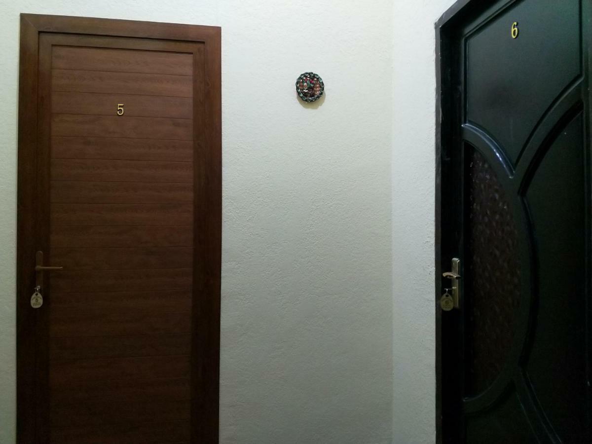 Hostel Mukarram Bukhara Eksteriør billede