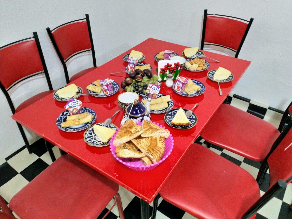 Hostel Mukarram Bukhara Eksteriør billede