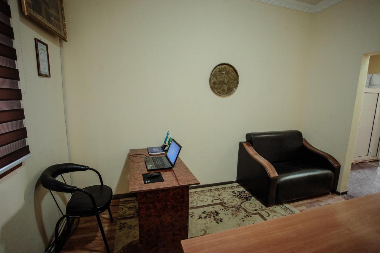 Hostel Mukarram Bukhara Eksteriør billede